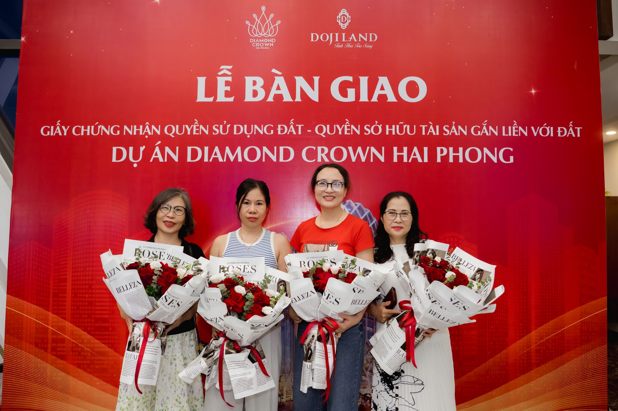 Lễ bàn giao sổ đỏ Diamond Crown Hải Phòng
