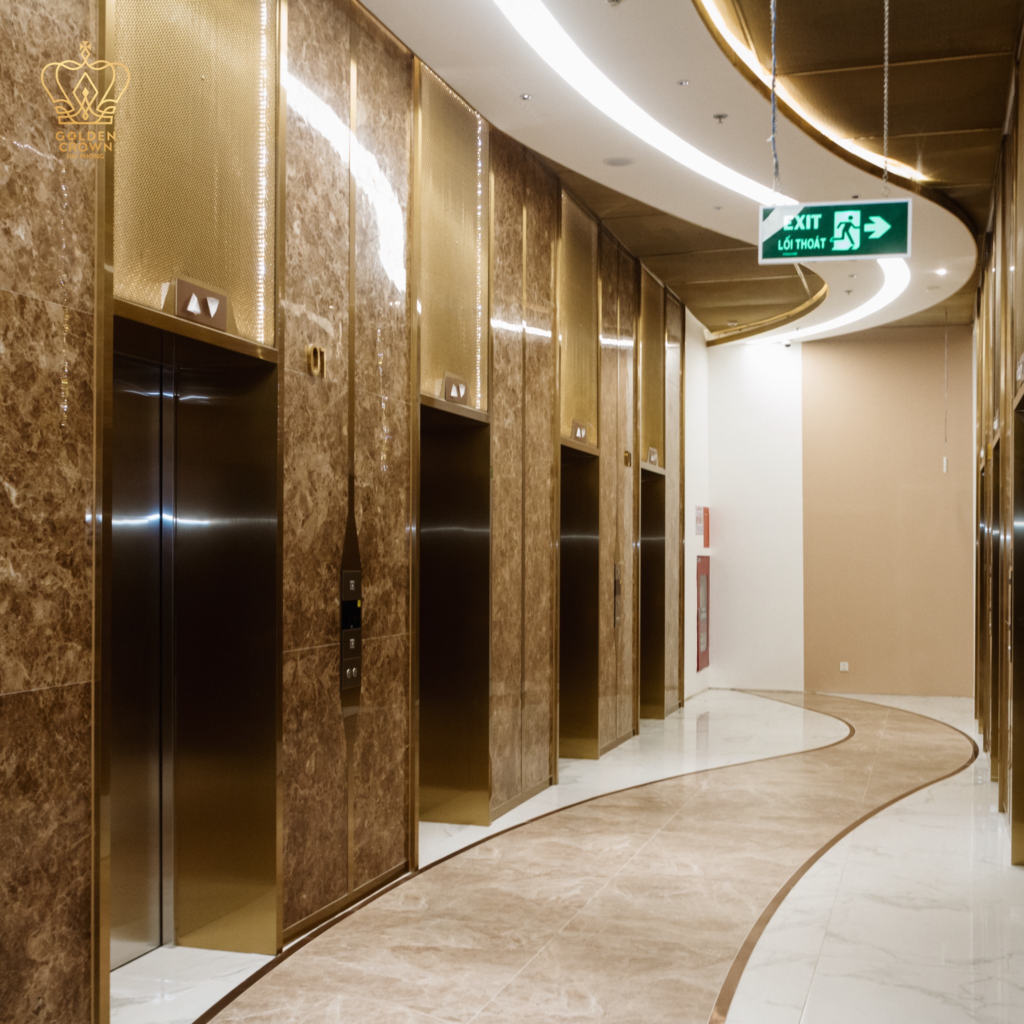 Sảnh thang máy tiêu chuẩn 5 sao